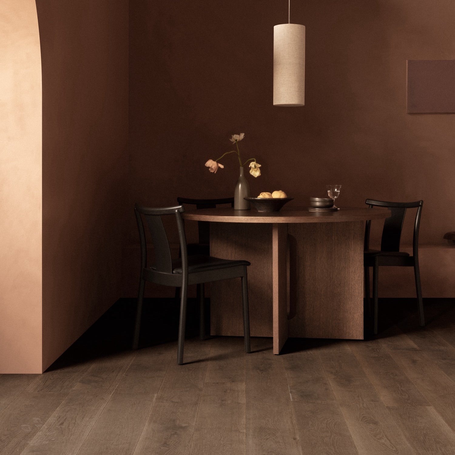 Audo Copenhagen Androgyne Dining Table 47in, Natural Oak Base, Natural Oak Top - KANSO