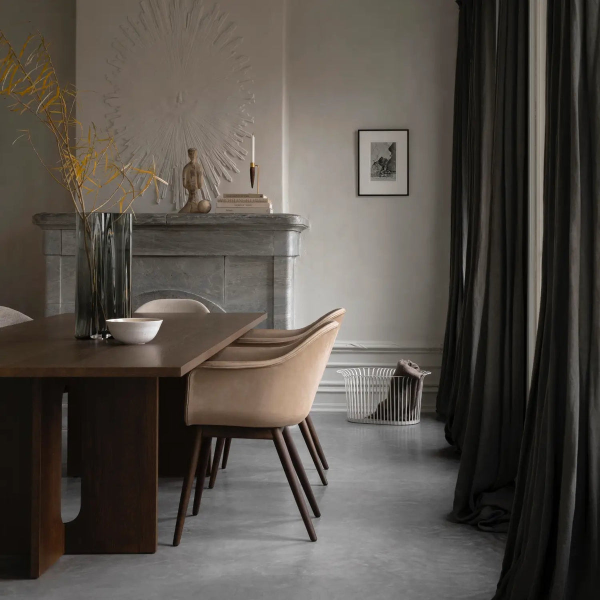 Audo Copenhagen Androgyne Dining Table, Rectangular 83" Dark Stained Oak#Color_Dark Stained Oak