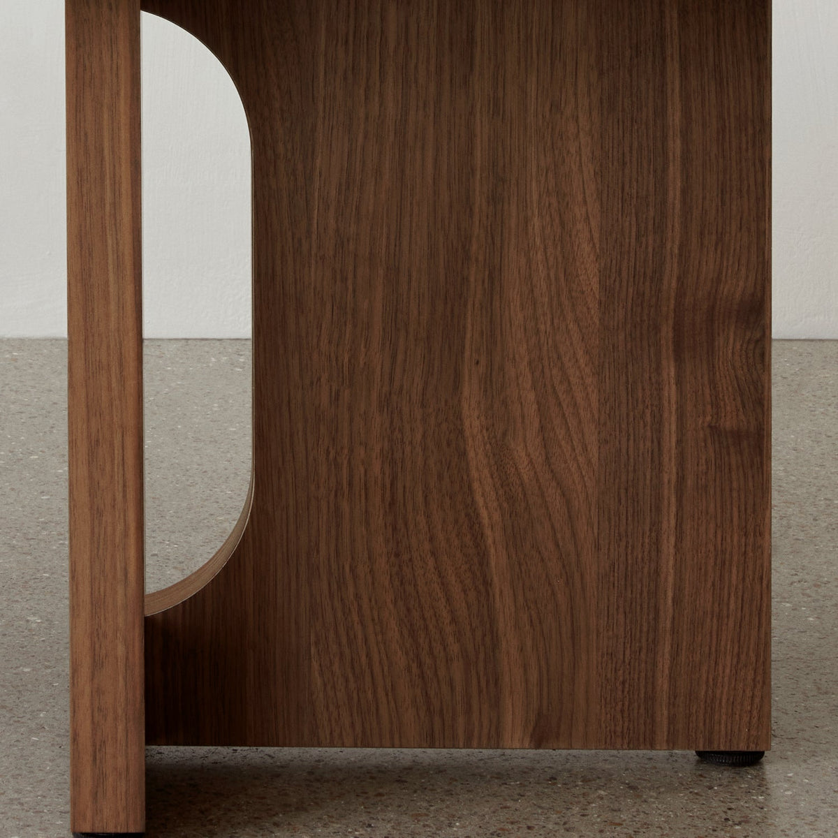 Audo Copenhagen Androgyne Lounge Table Walnut#Base/Top_Walnut
