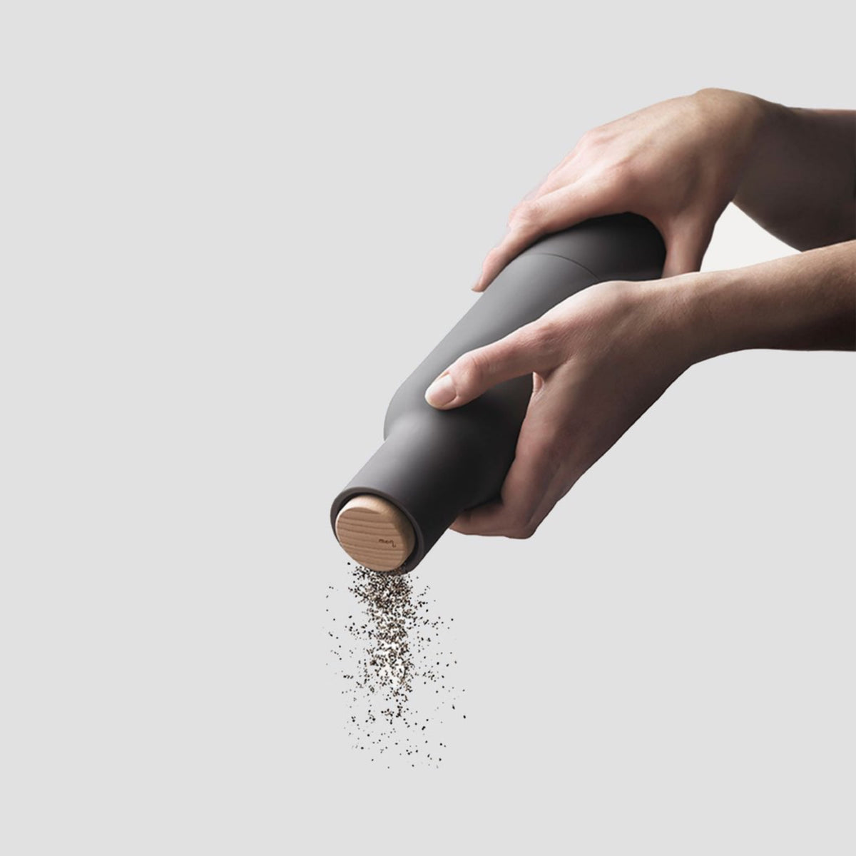 Audo Copenhagen Bottle Grinders, Set of 2 Carbon - KANSO#Color_Carbon