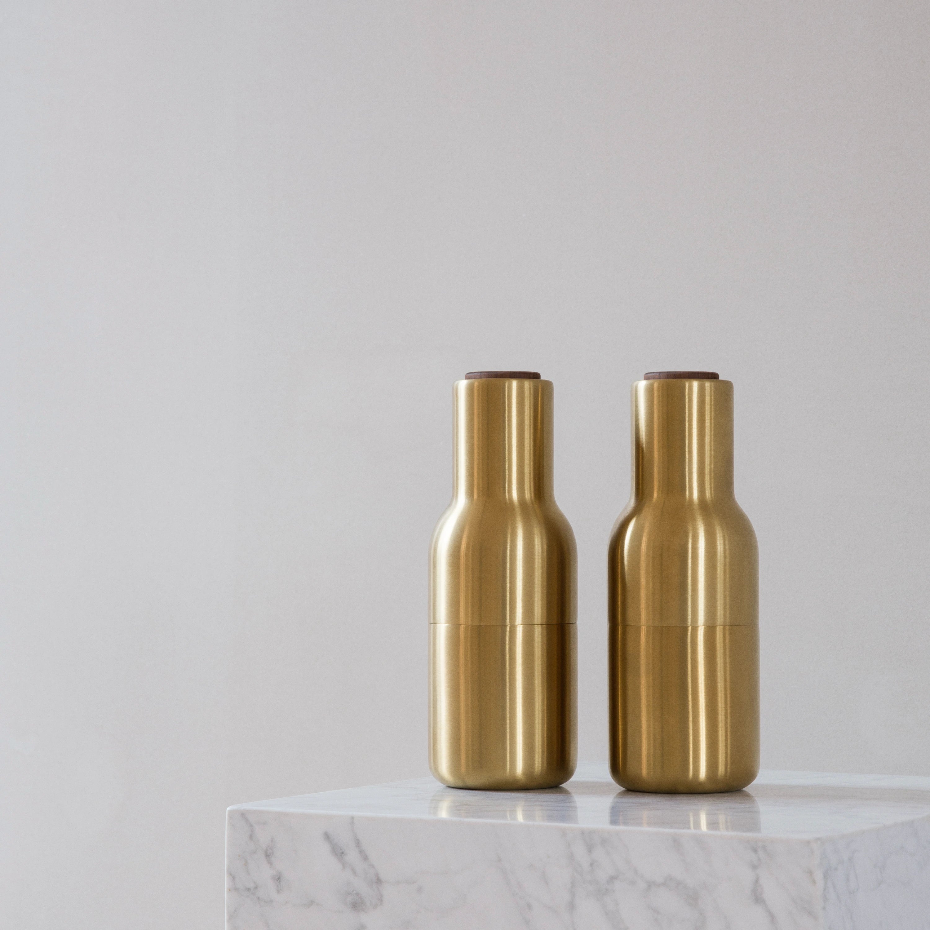 Audo Copenhagen Bottle Grinders, Set of 2 Brass, Brushed Walnut - KANSO#Color_Brass, Brushed / Walnut