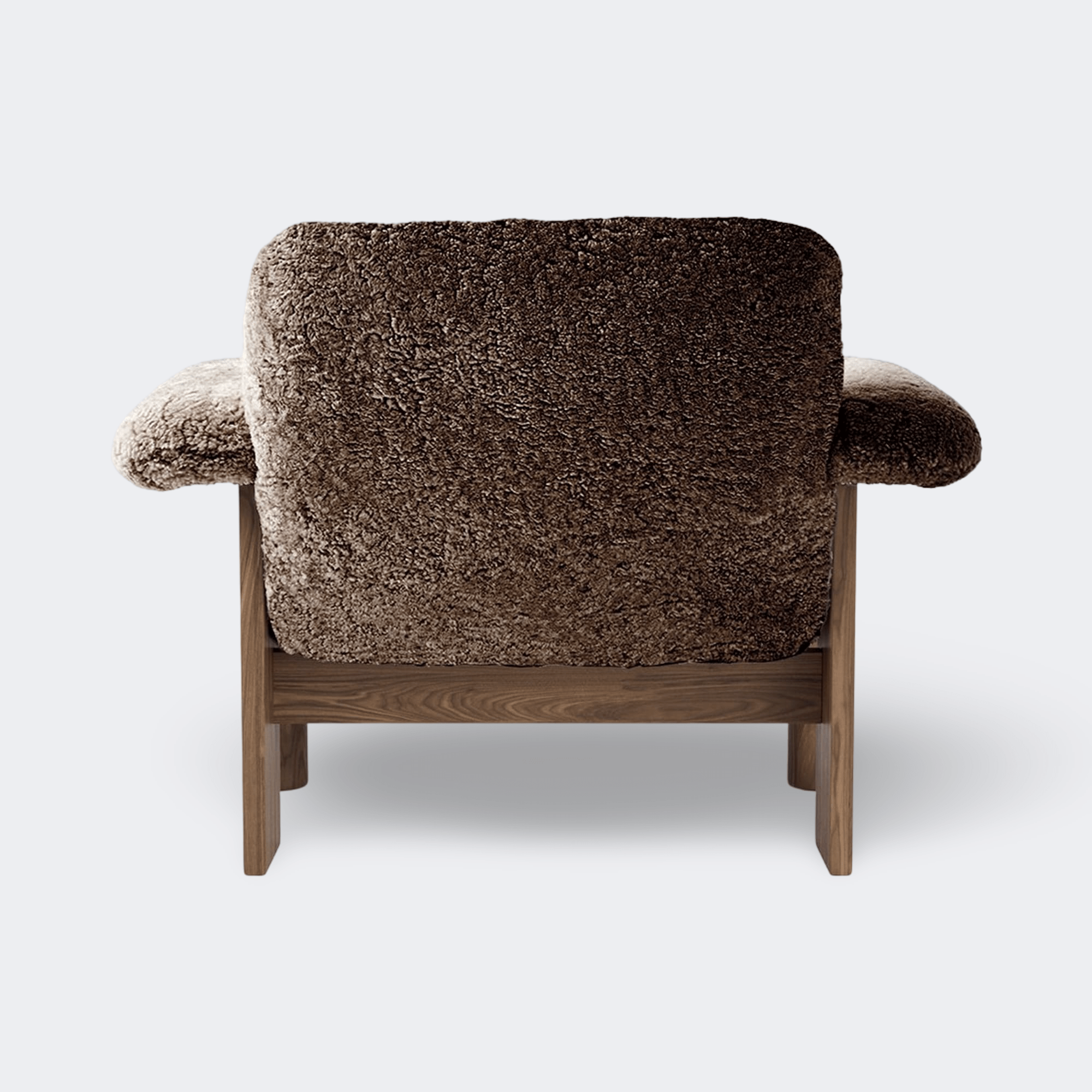 Audo Copenhagen Brasilia Lounge Chair, Low Back Walnut Sheepskin Sahara - KANSO