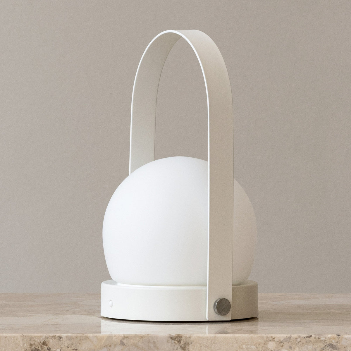 Audo Copenhagen Carrie LED Lamp White close up - KANSO#Color_White