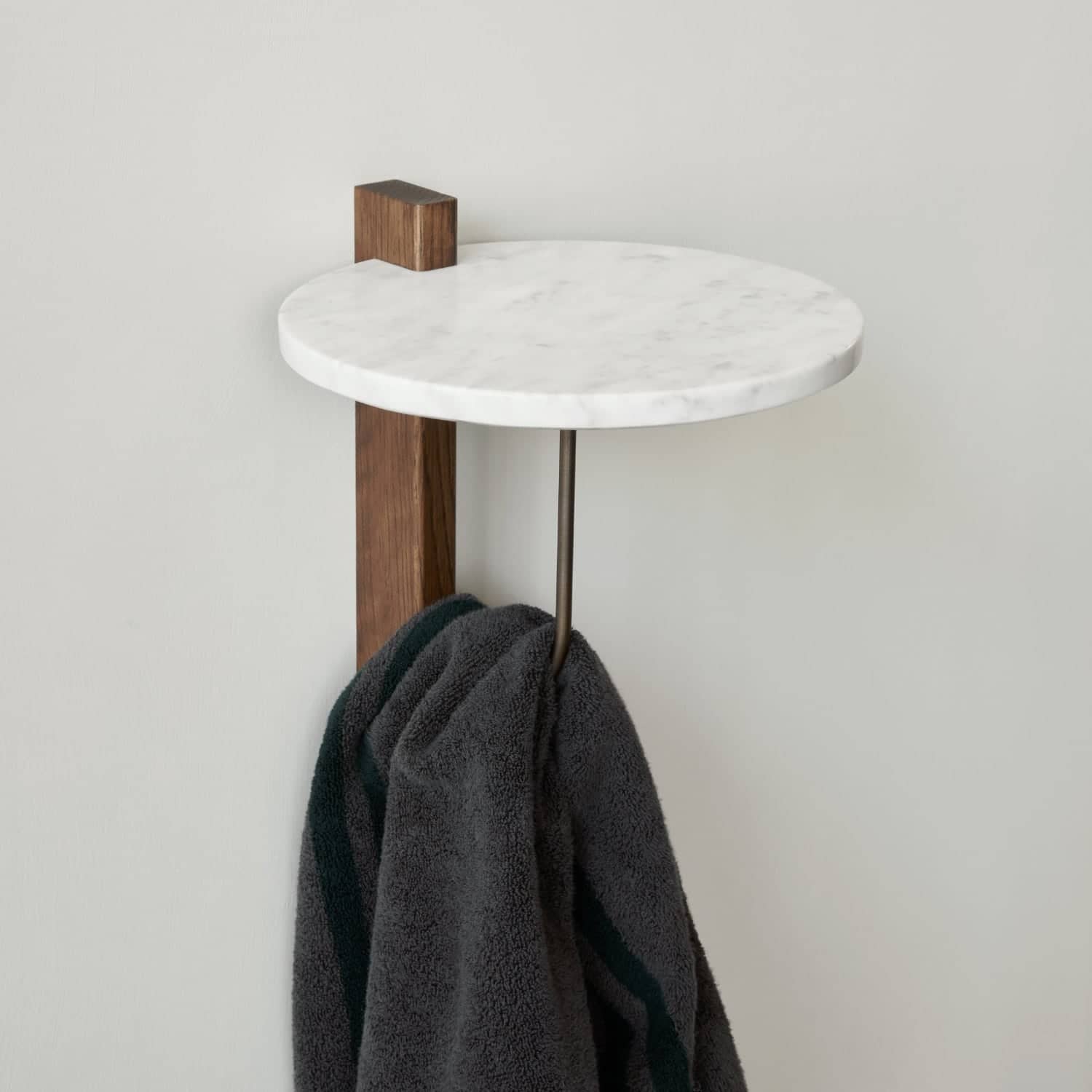 Audo Copenhagen Corbel Shelf - KANSO