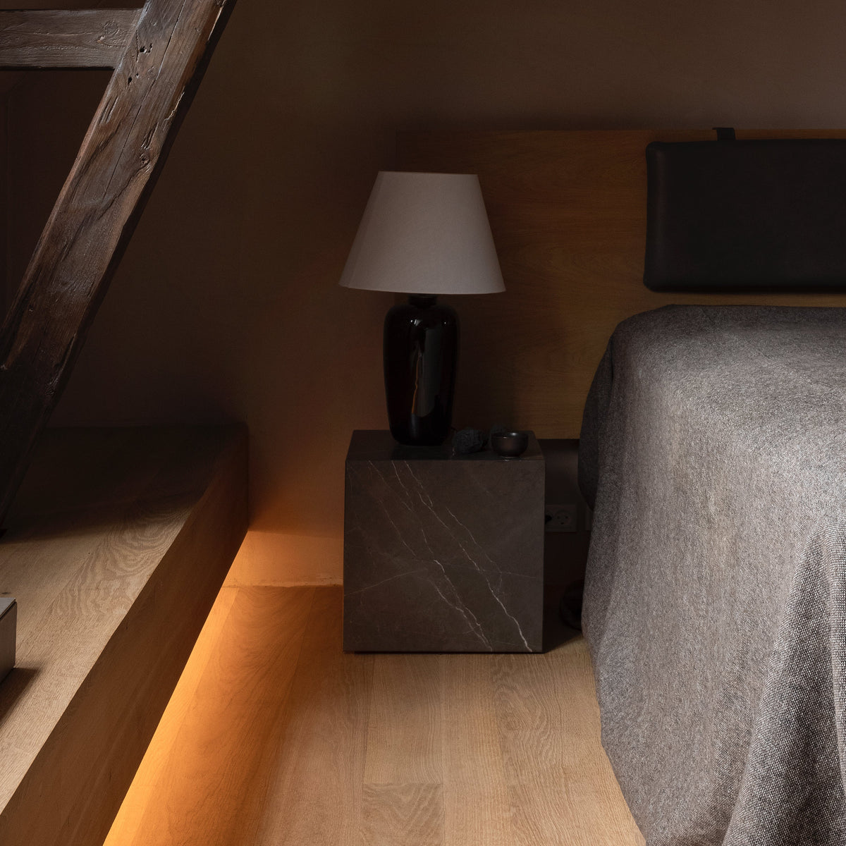 Audo Copenhagen Marble Plinth, Cubic Brown Grey Marble#Color_Brown Grey Marble