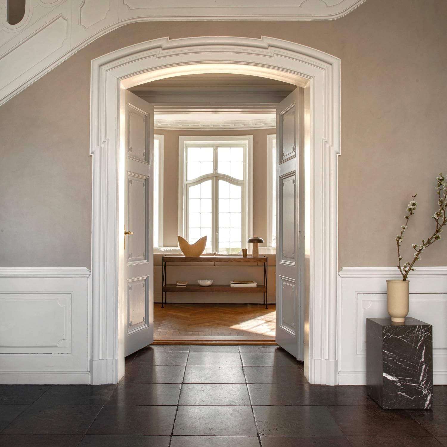 Audo Copenhagen Marble Plinth, Tall Black Marble - KANSO#Color_Black Marble