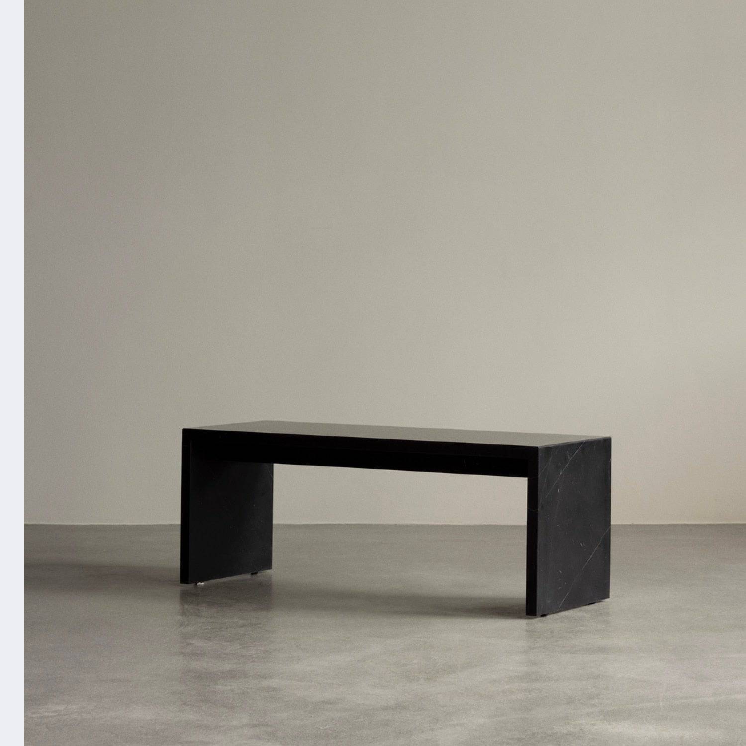 Audo Copenhagen Plinth Bridge Nero Marquina - KANSO#Finish_Nero Marquina