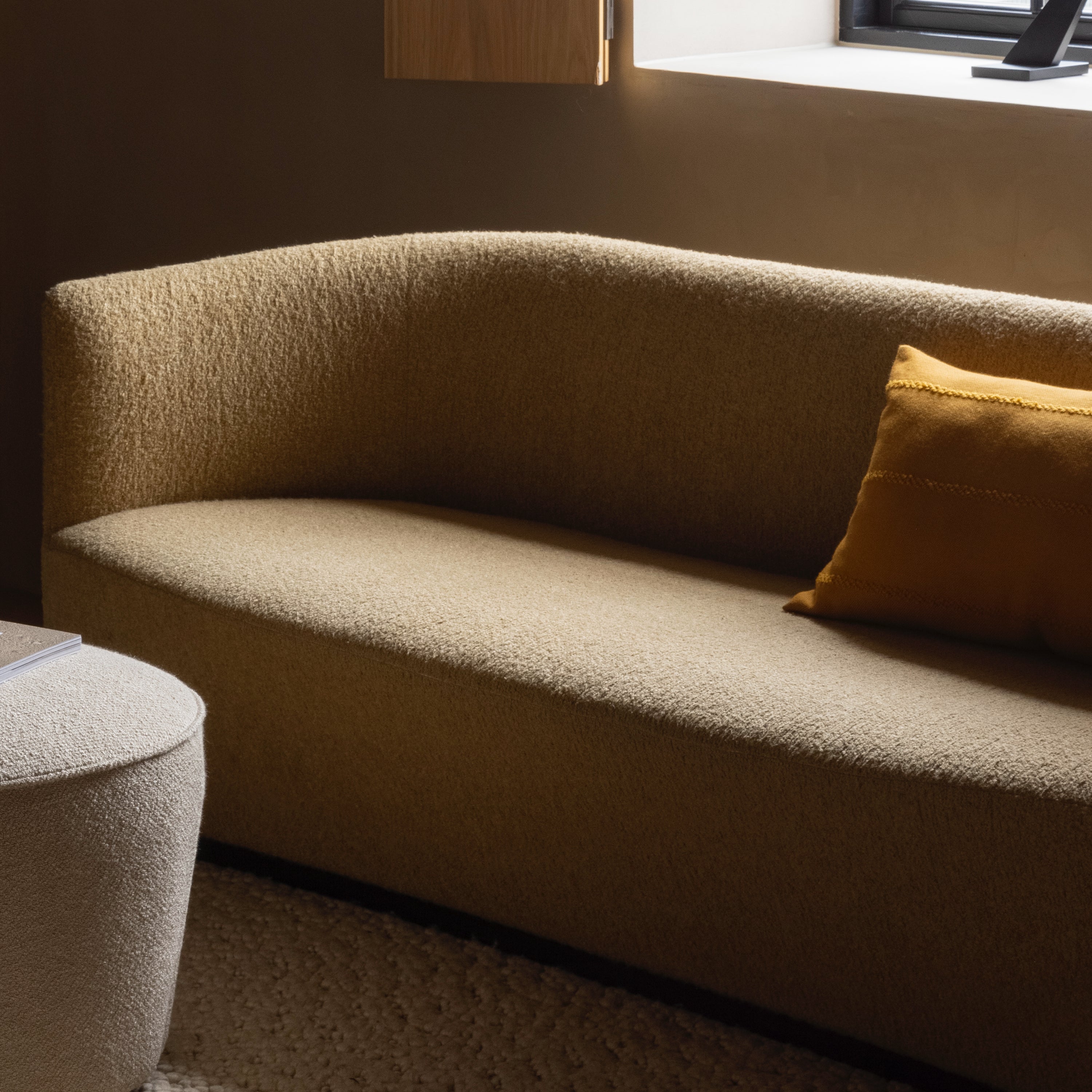 Audo Copenhagen Tearoom Sofa Boucle 02 - KANSO