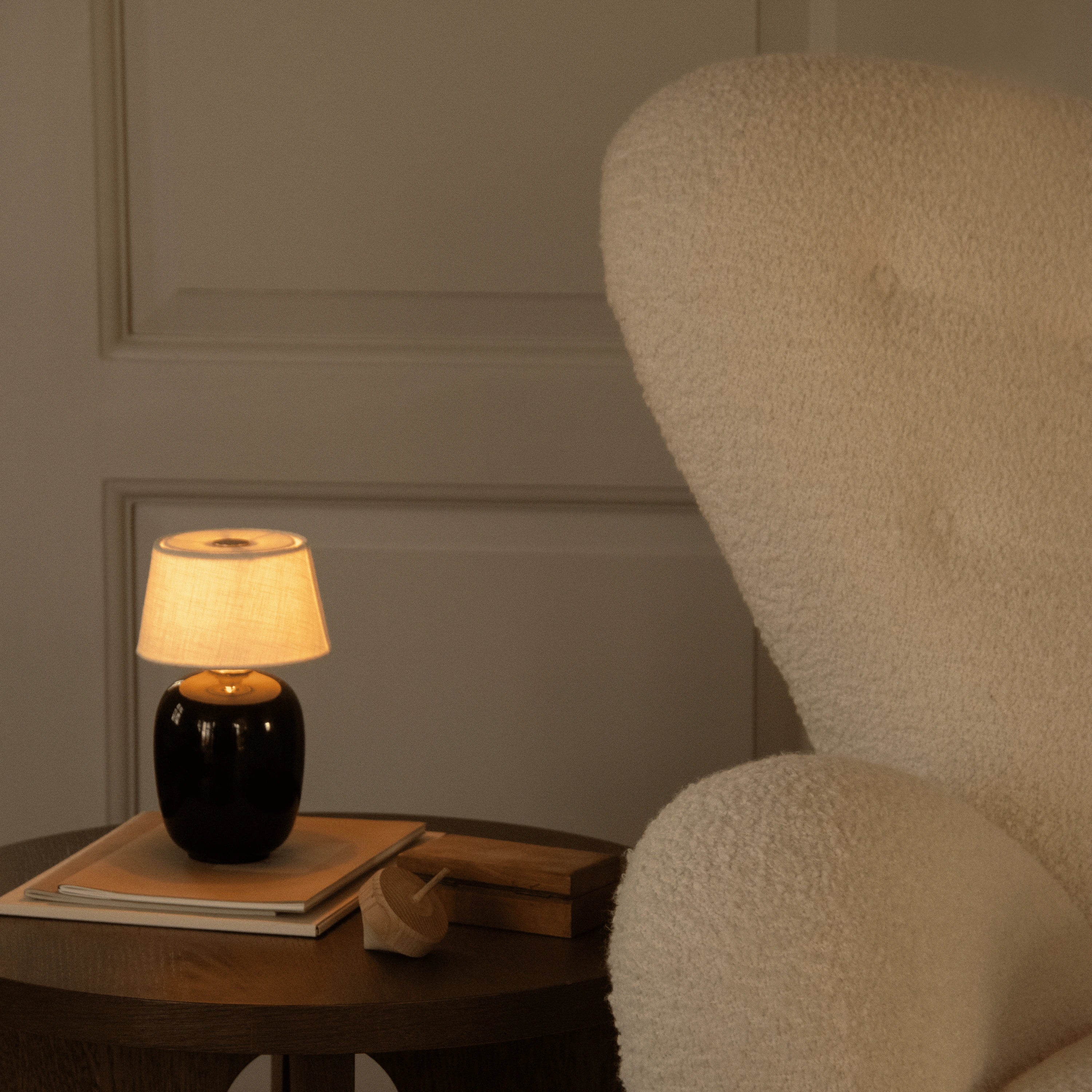 Audo Copenhagen Torso Table Lamp, Portable Black - KANSO