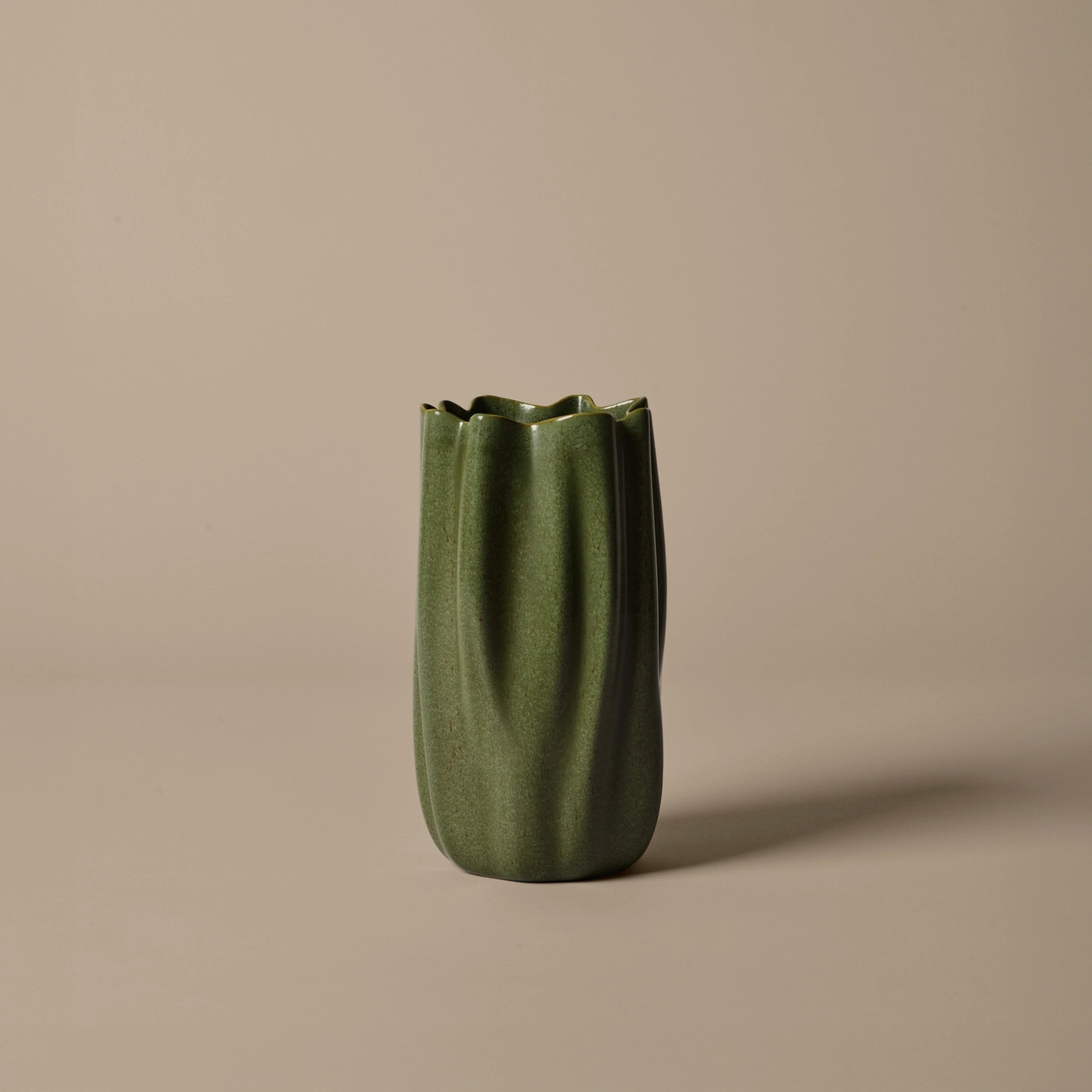 Ferm Living Nium Vase Dark Sage