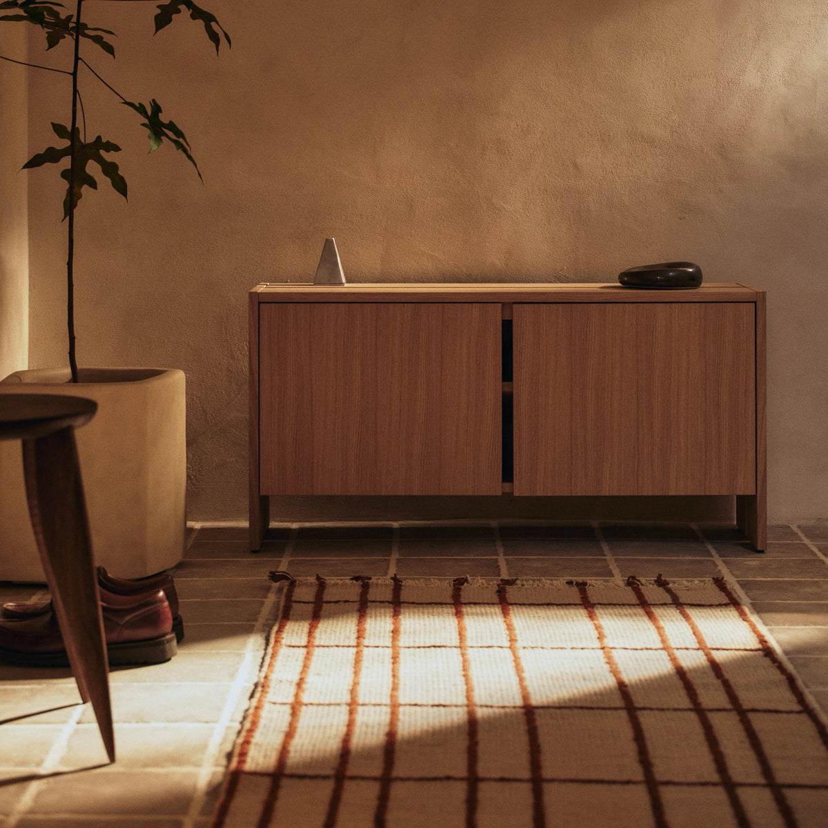 Ferm Living Parcel Hallway Cabinet - Low Natural Oak#Color_Natural Oak