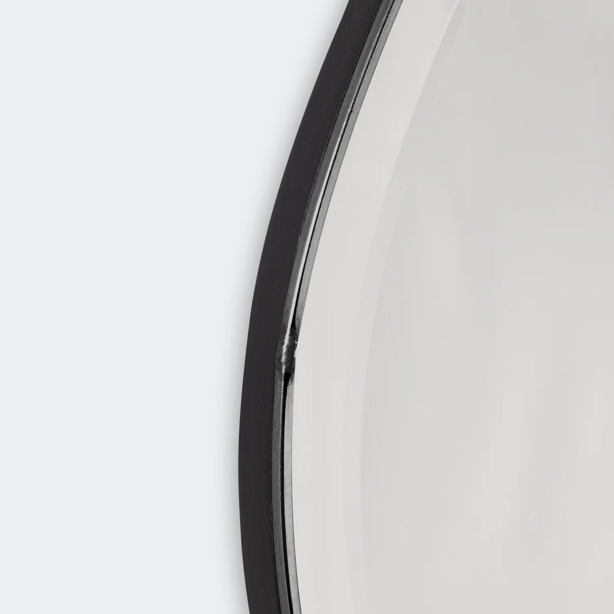 Ferm Living Pond Mirror, Full-Length Dark Chrome#Finish_Dark Chrome