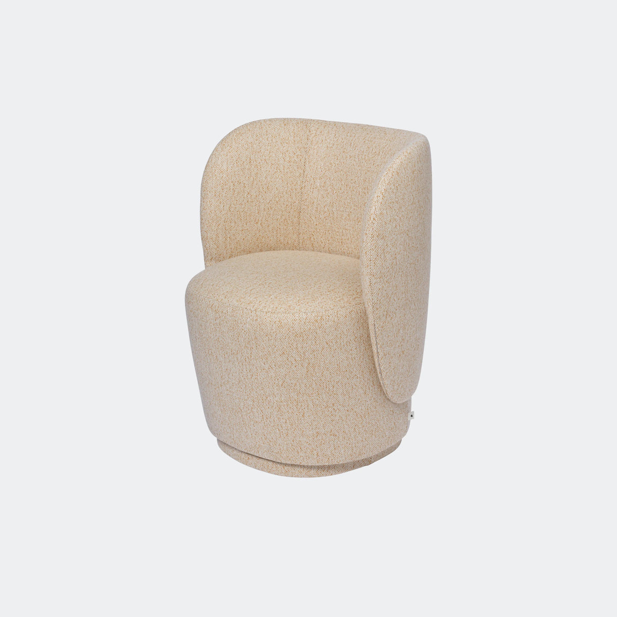 ferm Living Rico Club Chair - Swivel Base, Vanir Off-White/Honey - KANSO#Color_Vanir Off-White/Honey