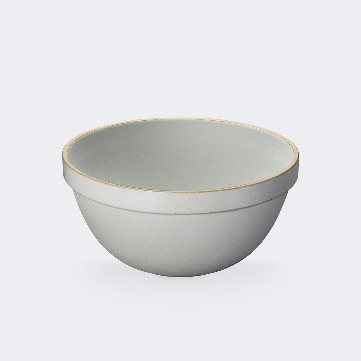 Hasami Porcelain Deep Round Bowl in Gloss Gray 7"