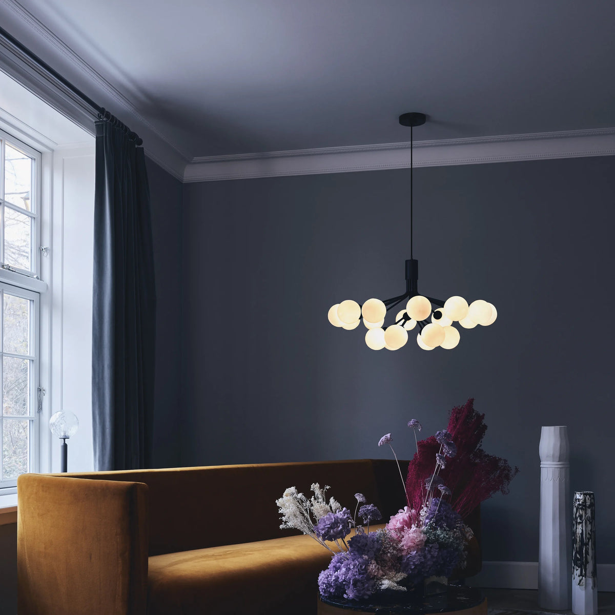 Nuura Apiales 18 Chandelier, Satin Black / Opal - KANSO#Finish_Satin Black / Opal