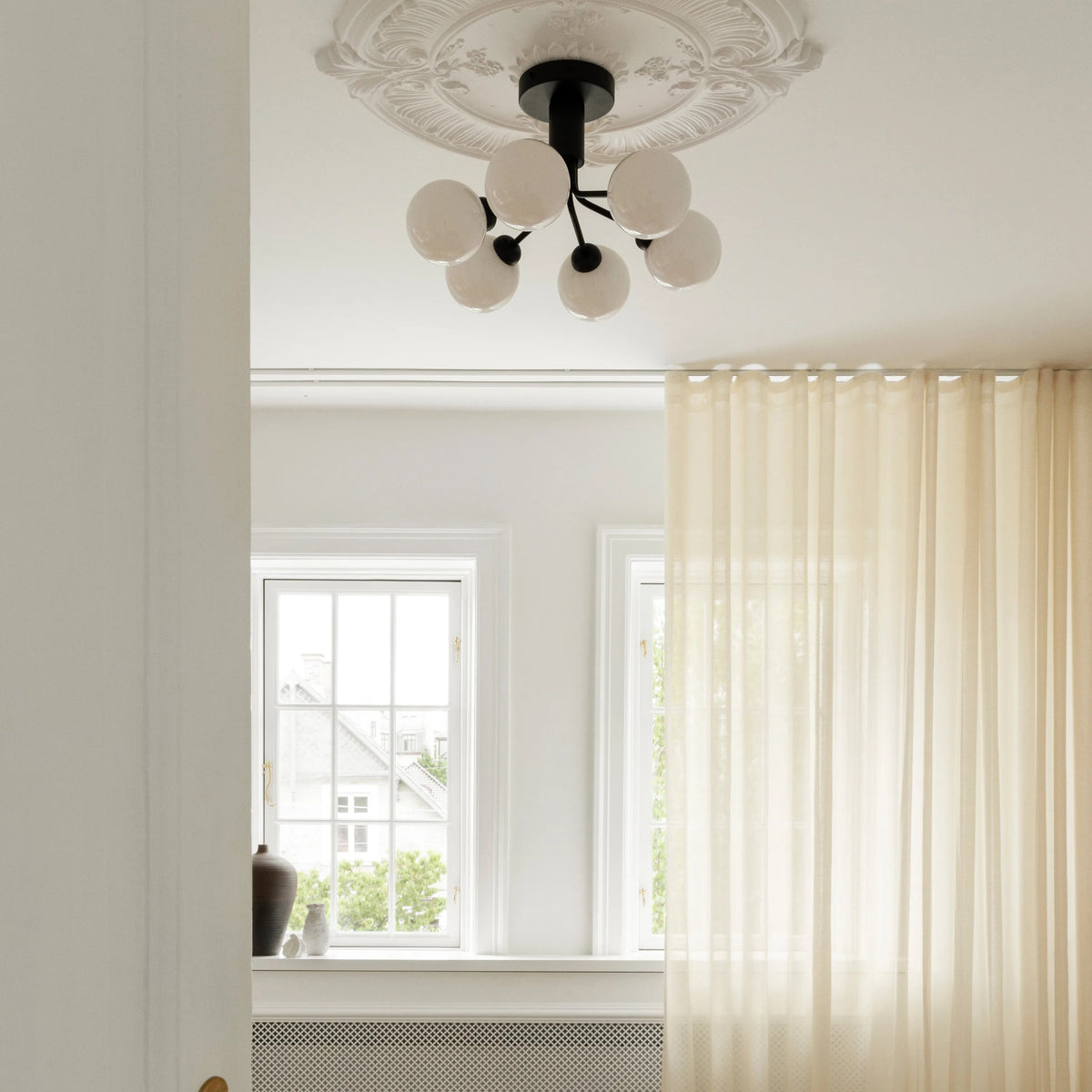 Nuura Apiales 6 Ceiling Light, Satin Black / Opal - KANSO#Finish_Satin Black / Opal