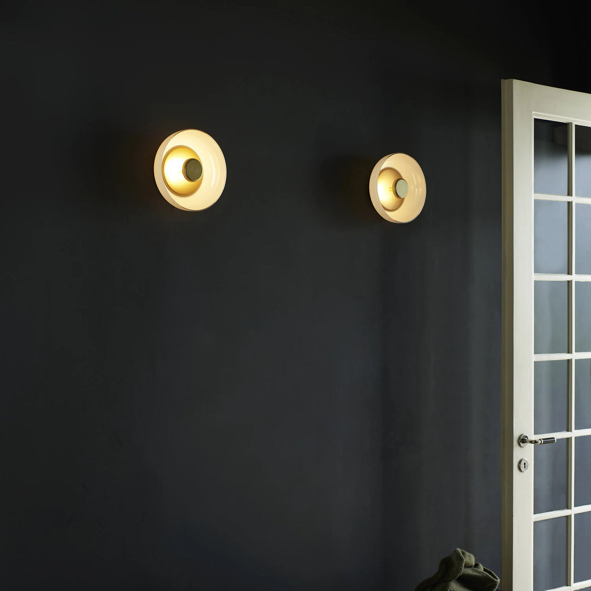 Nuura Blossi Wall Light, Nordic Gold / Opal - KANSO#Finish_Nordic Gold / Opal