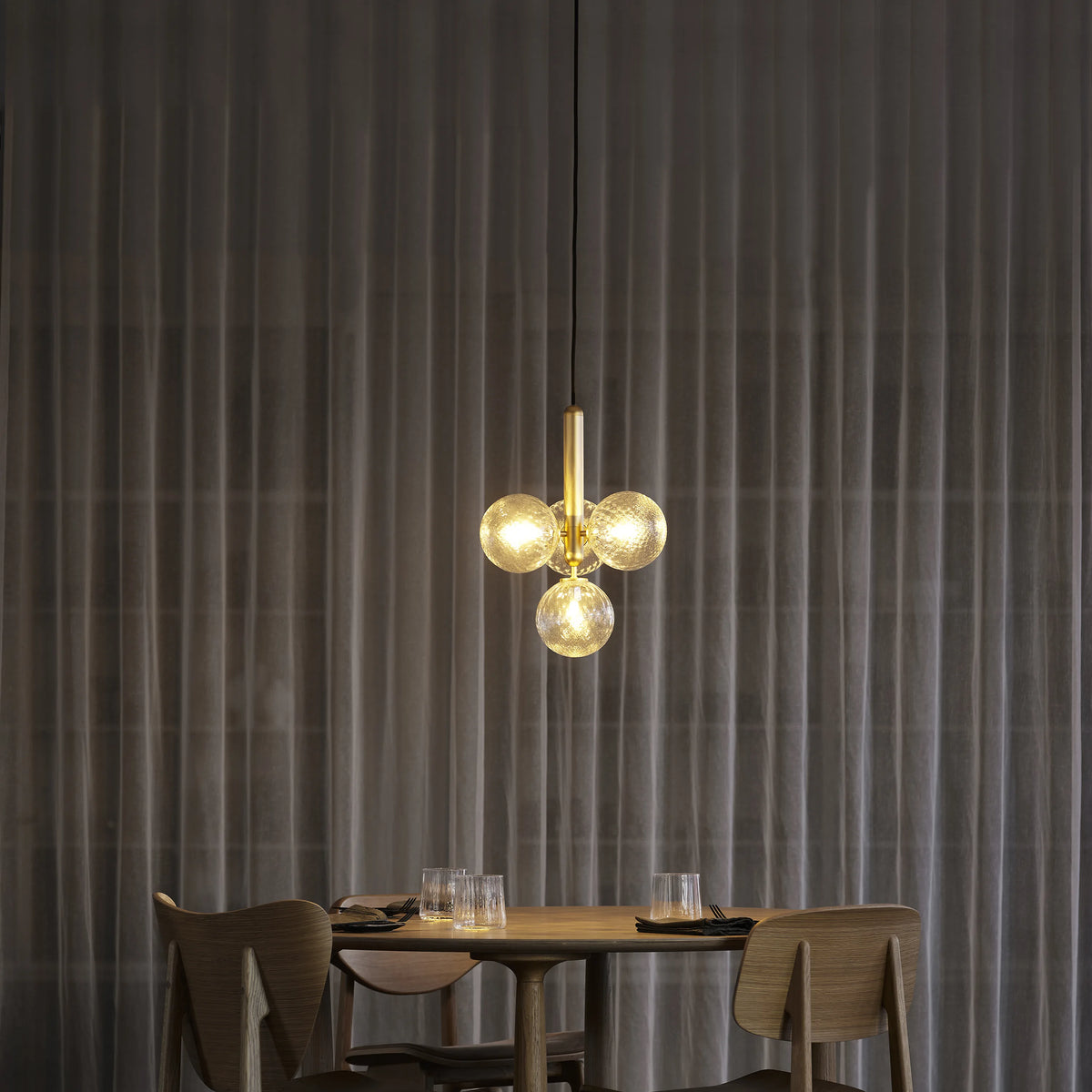 Nuura Miira 4 Chandelier, Brass / Optic Clear - KANSO#Finish_Brass / Optic Clear