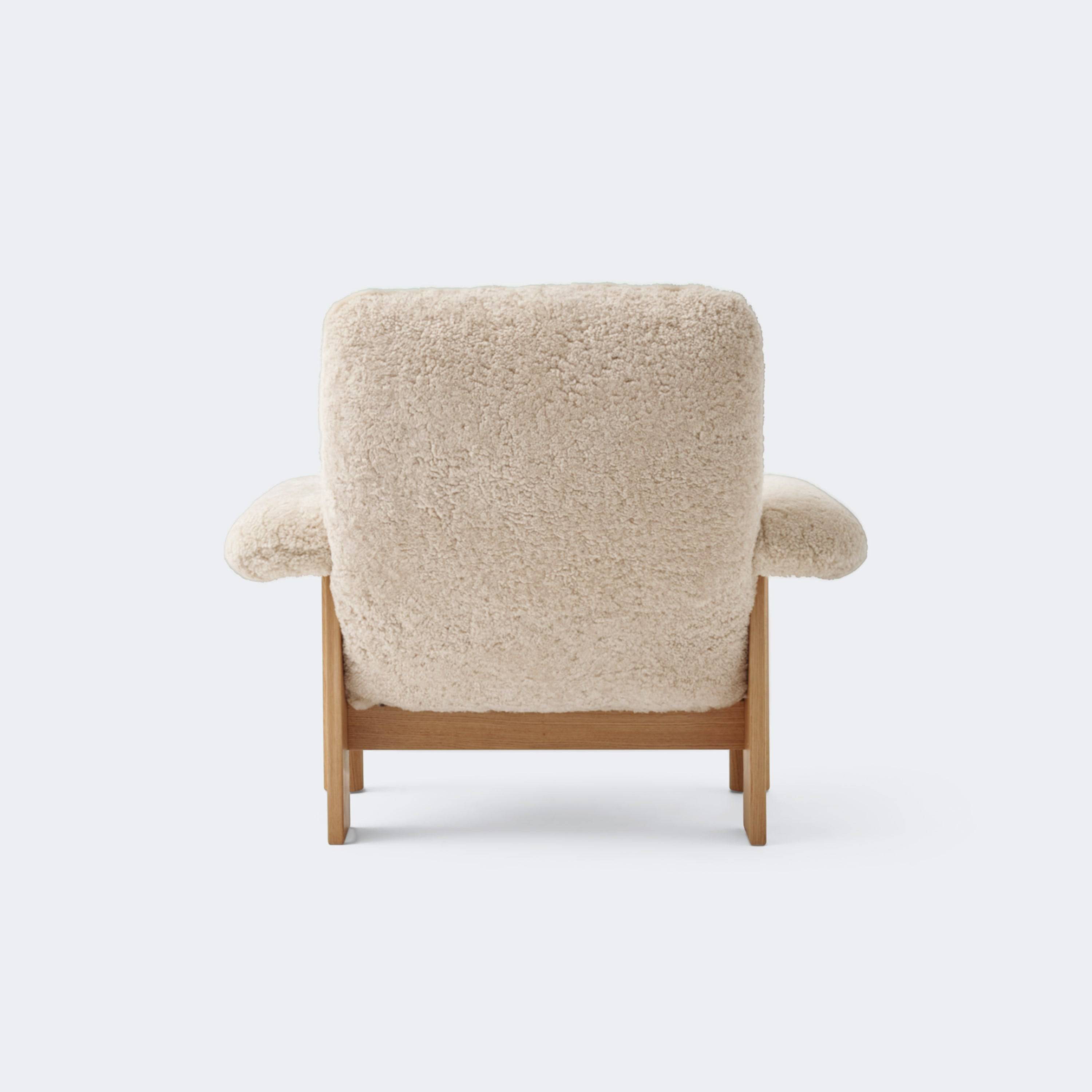 Audo Copenhagen Brasilia Lounge Chair Natural Oak Sheepskin Curly (Nature) - KANSO