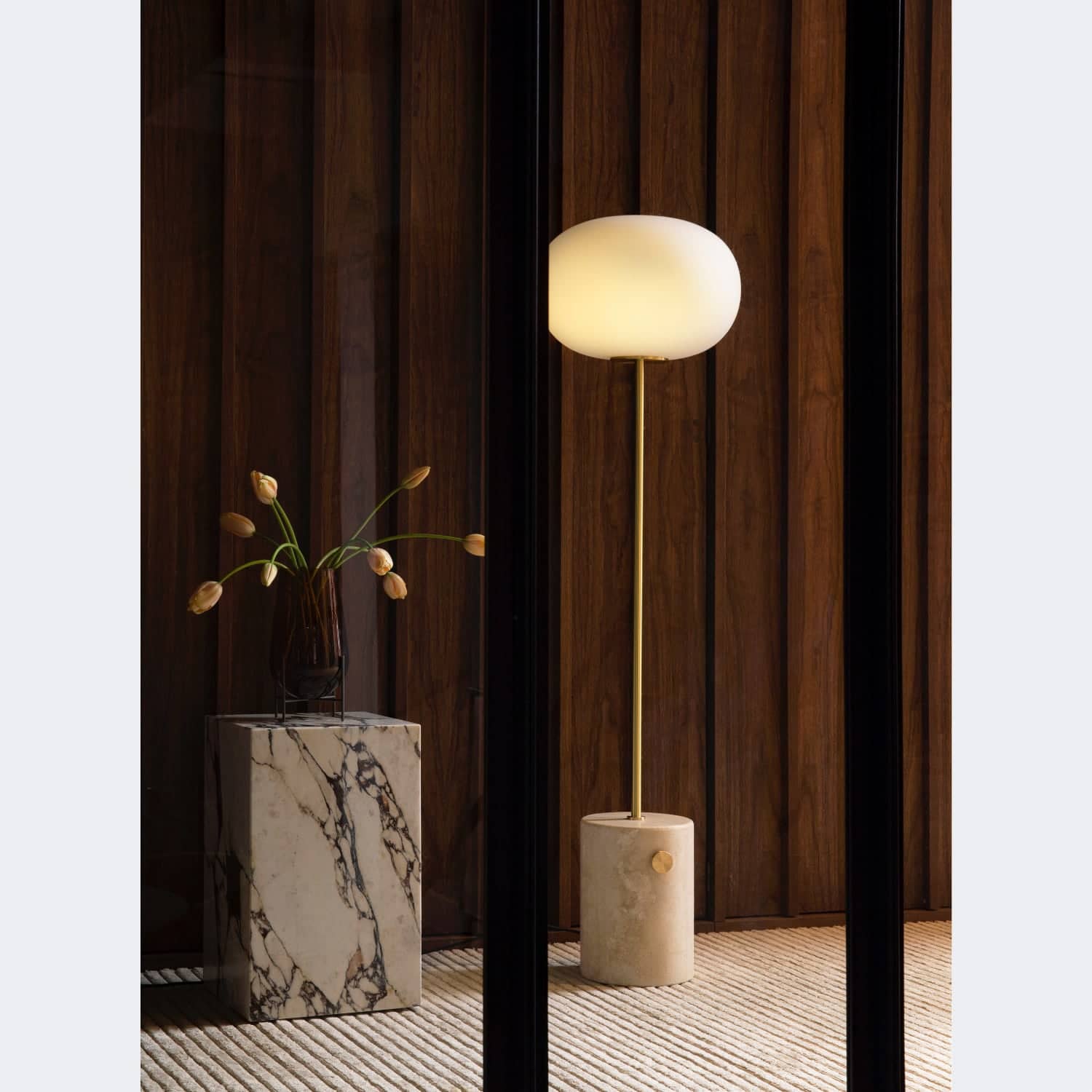 Audo Copenhagen JWDA Floor Lamp Travertine / Brushed Brass - KANSO#Finish_Travertine / Brushed Brass