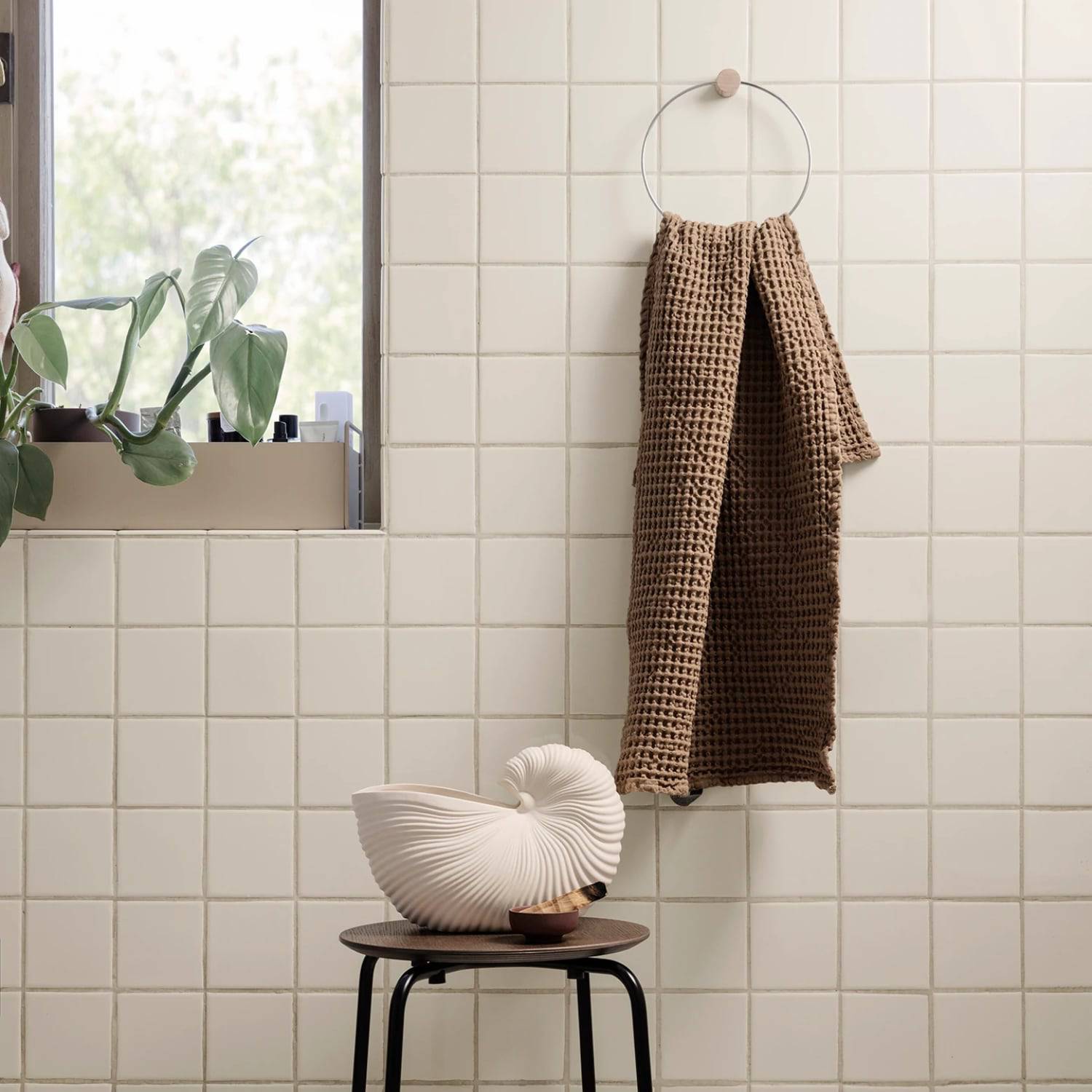 Ferm Living Brass Towel Hanger Brass - KANSO#Color_Chrome