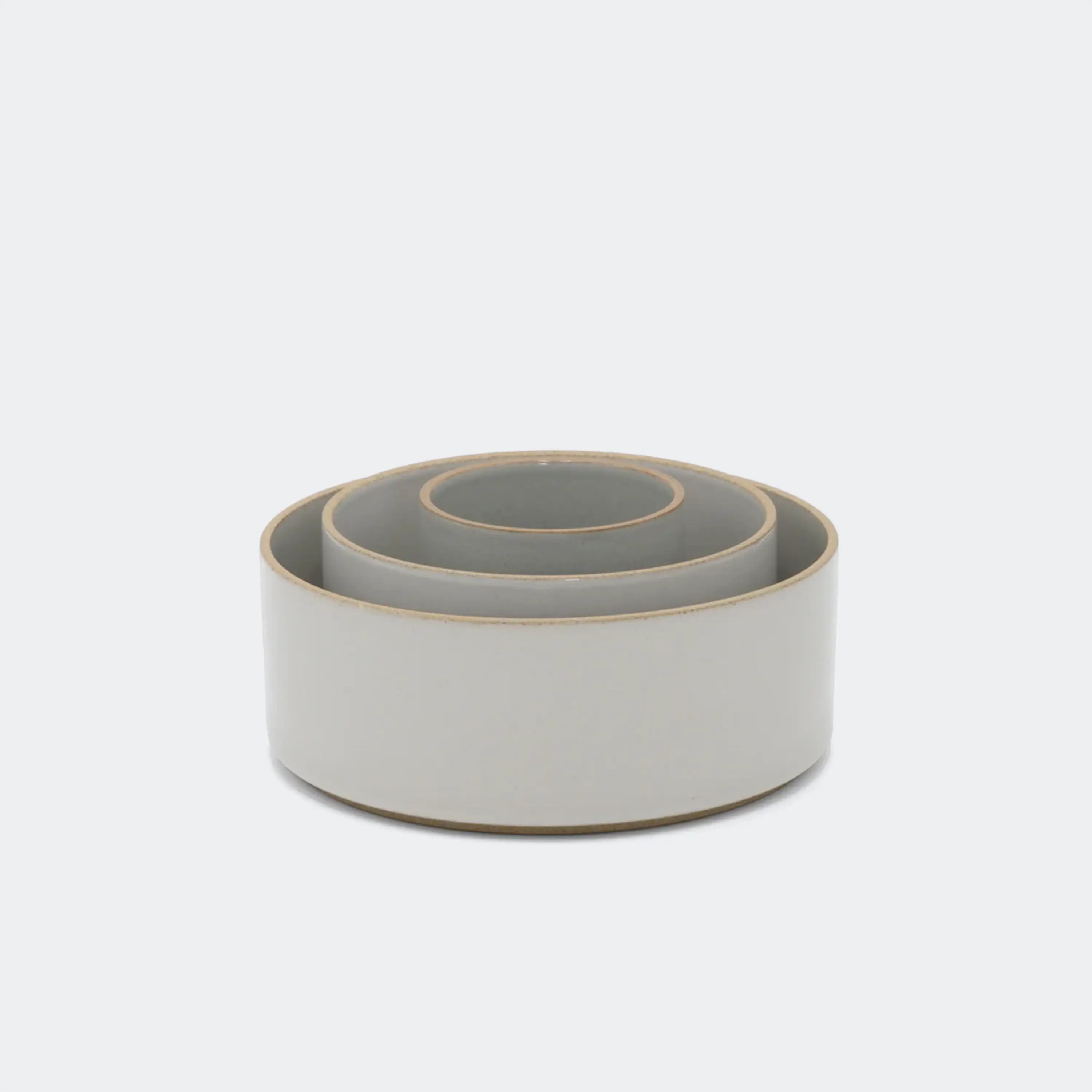 Hasami Porcelain Tall Bowl in Gloss Gray 3.33" - KANSO