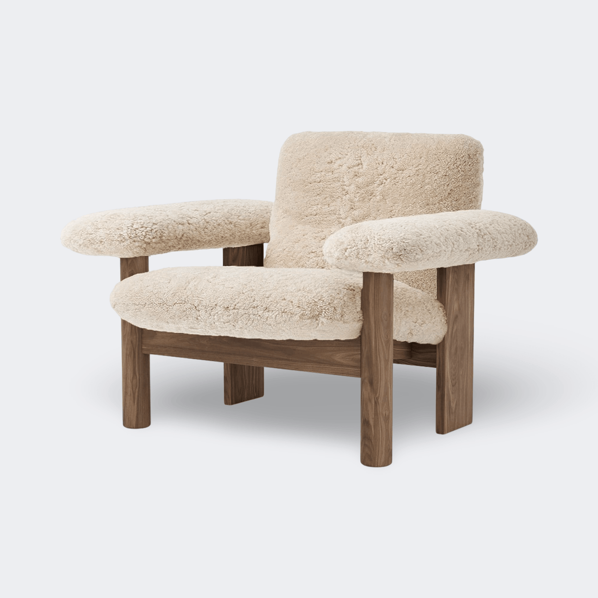 Audo Copenhagen Brasilia Lounge Chair, Low Back Walnut Sheepskin Nature