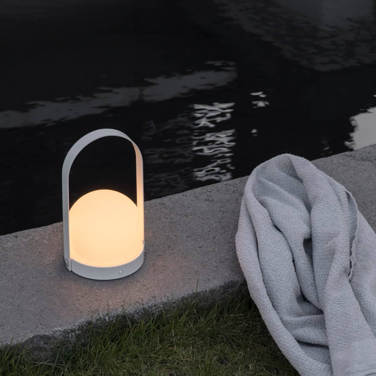 Audo Copenhagen Carrie LED Lamp White - KANSO#Color_White