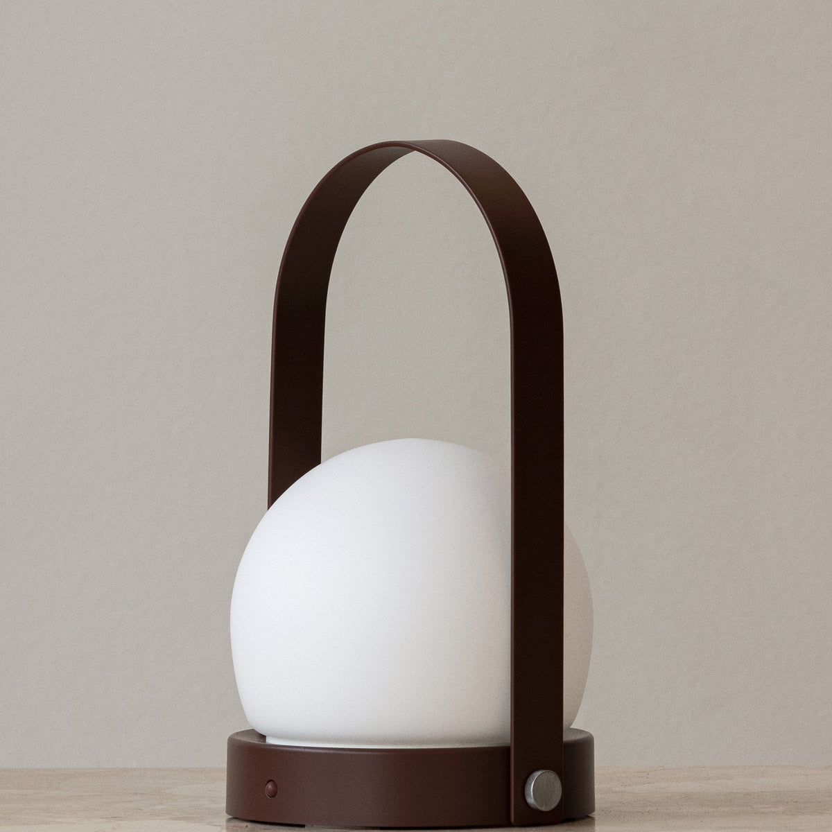 Audo Copenhagen Carrie LED Lamp Burned Red close up - KANSO#Color_Burned Red