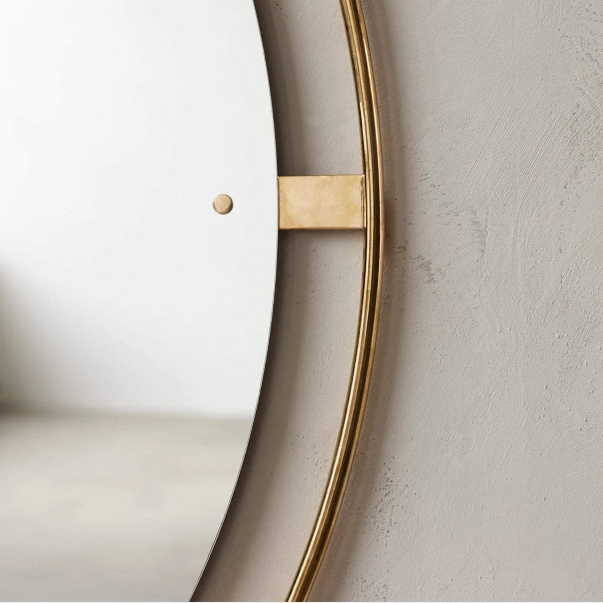 Audo Copenhagen Nimbus Mirror Polished Brass 43in#Finish_Polished Brass