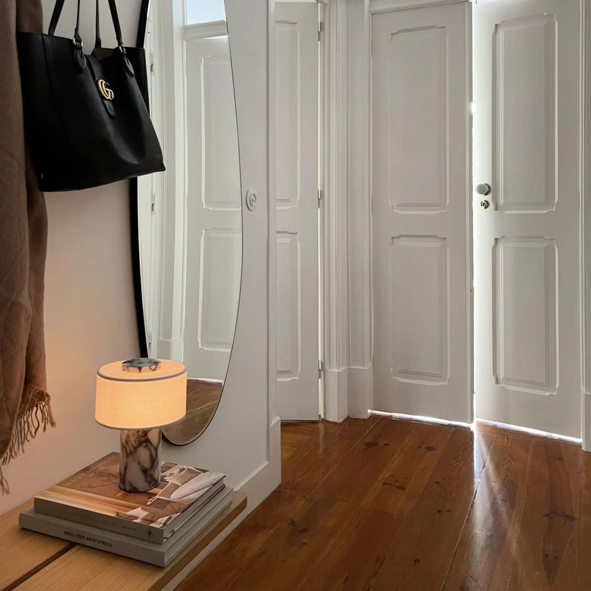 Blossholm Auríe Lamp Calacatta Viola Marble#Finish_Calacatta Viola Marble