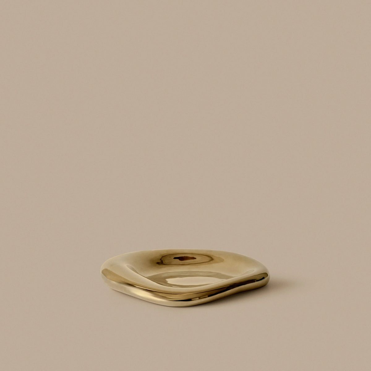 ferm Living Bellure Centrepiece, Brass Finish - KANSO#Color_Brass Finish