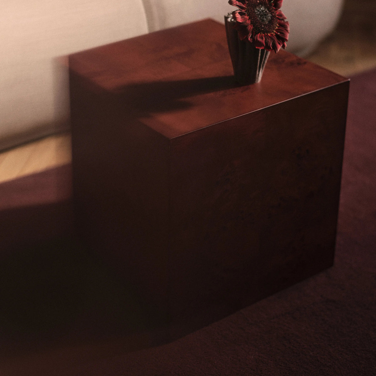 ferm Living Burl Cube Side Table, Dark Stained Burl - KANSO#Color_Dark Stained Burl
