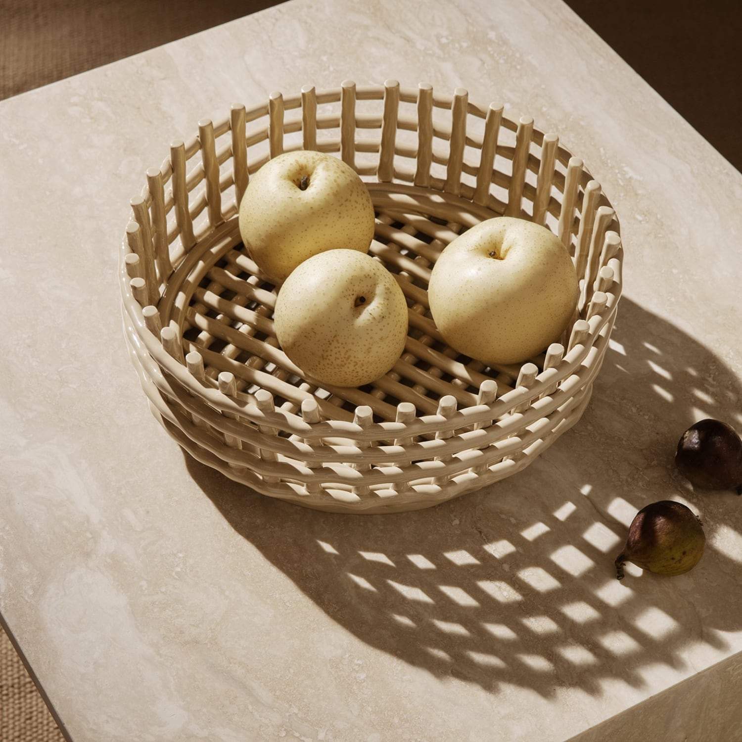 Ferm Living Ceramic Centerpiece Cashmere - KANSO#Color_Cashmere