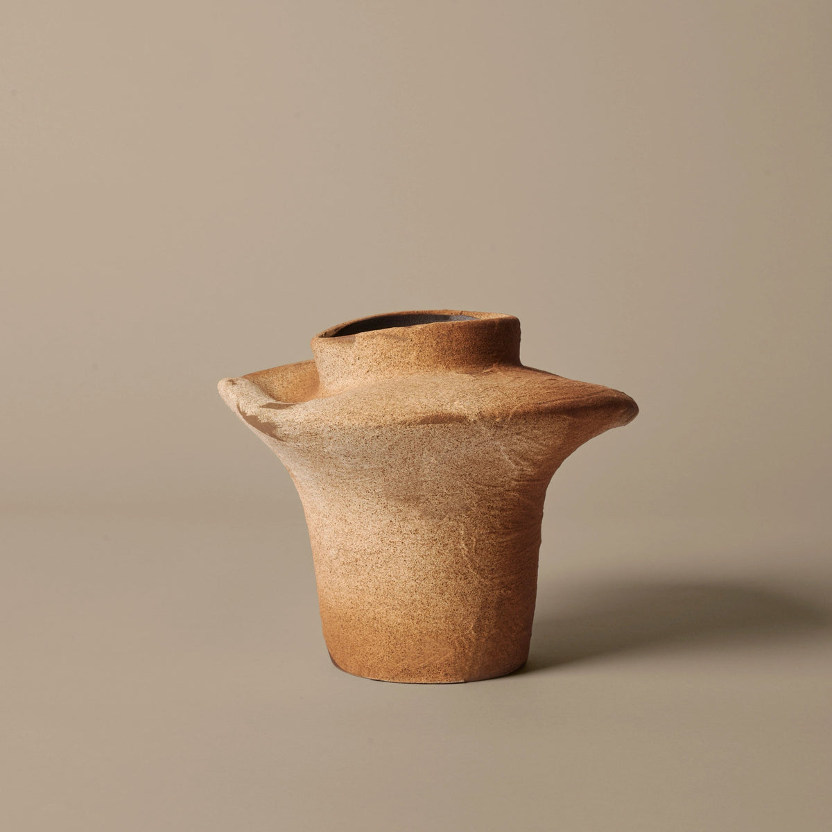 Ferm Living Evio Vase Burnt Umber Small#Color_Burnt Umber