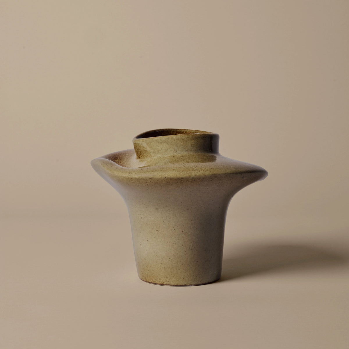 Ferm Living Evio Vase Elm Green Small#Color_Elm Green