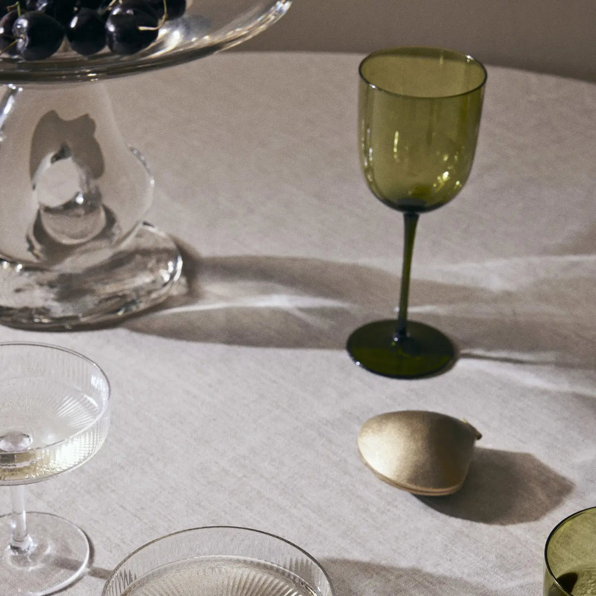 Ferm Living Host White Wine Glasses - Set of 2 Clear - KANSO#Color_Moss