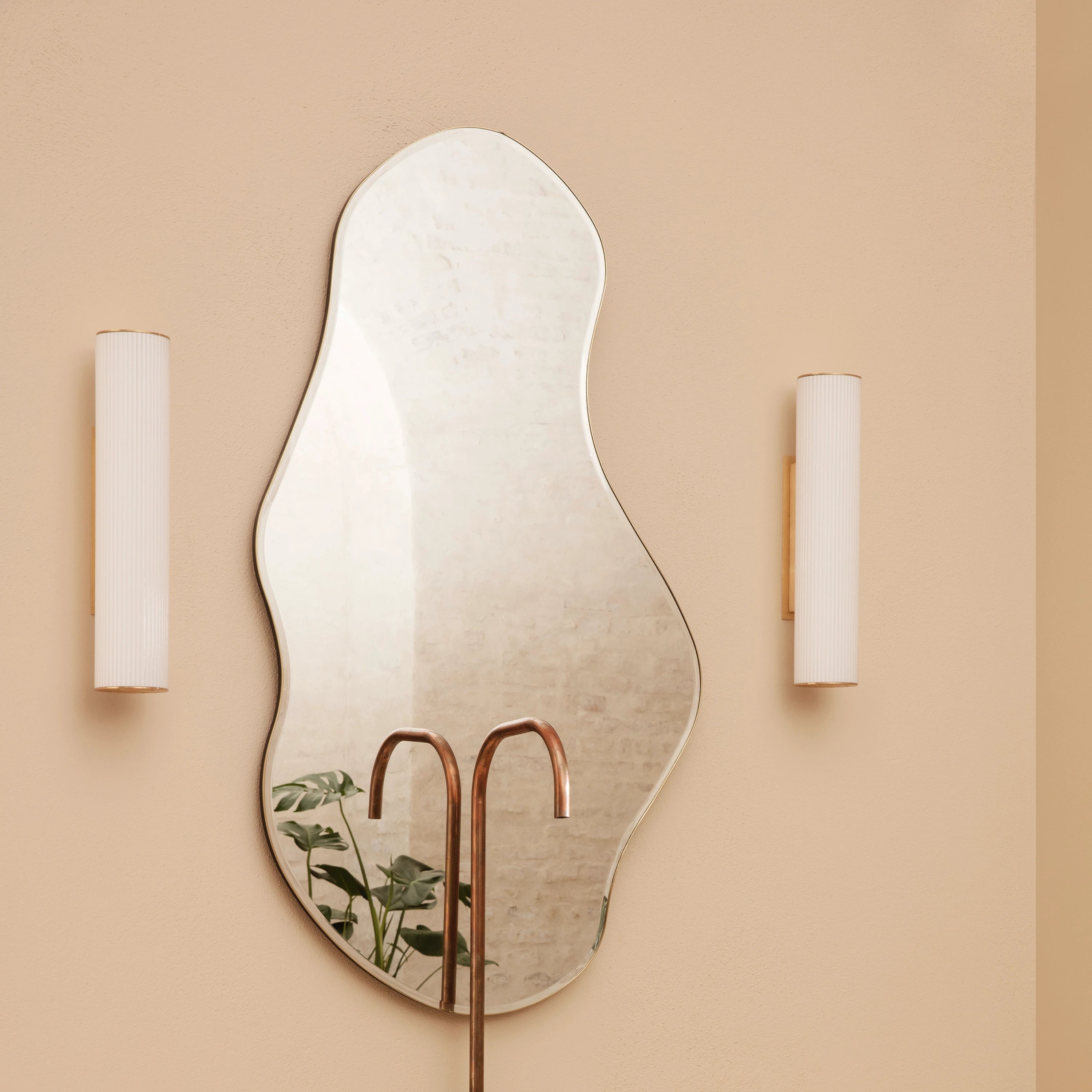 Ferm Living Vuelta Wall Lamp - KANSO