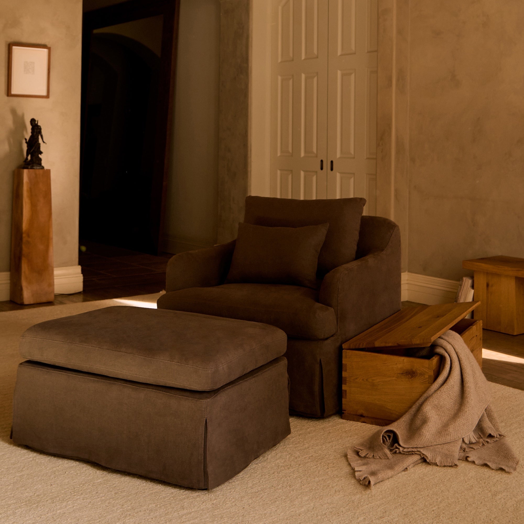 House of Leon Antwerp Ottoman#Color_Cocoa