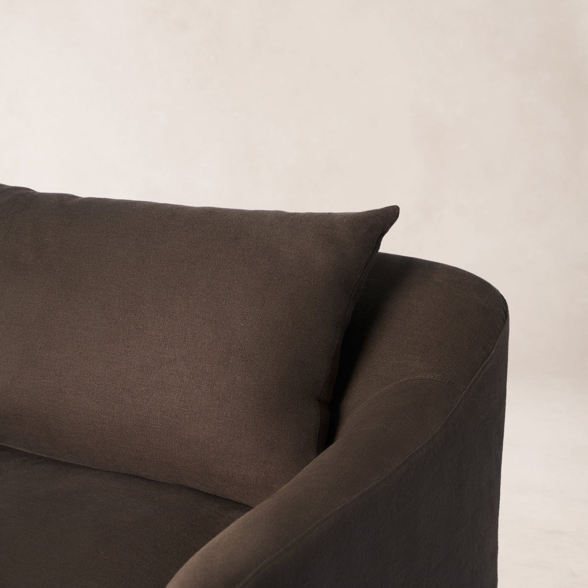House of Leon Antwerp Sofa#Color_Cocoa