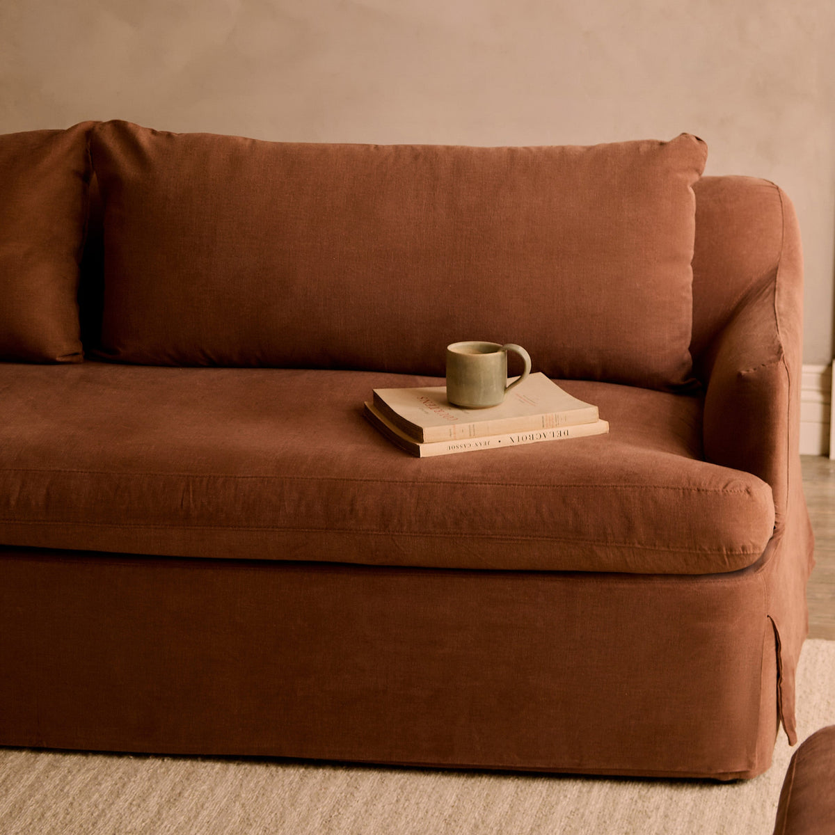 House of Leon Antwerp Sofa#Color_Rust