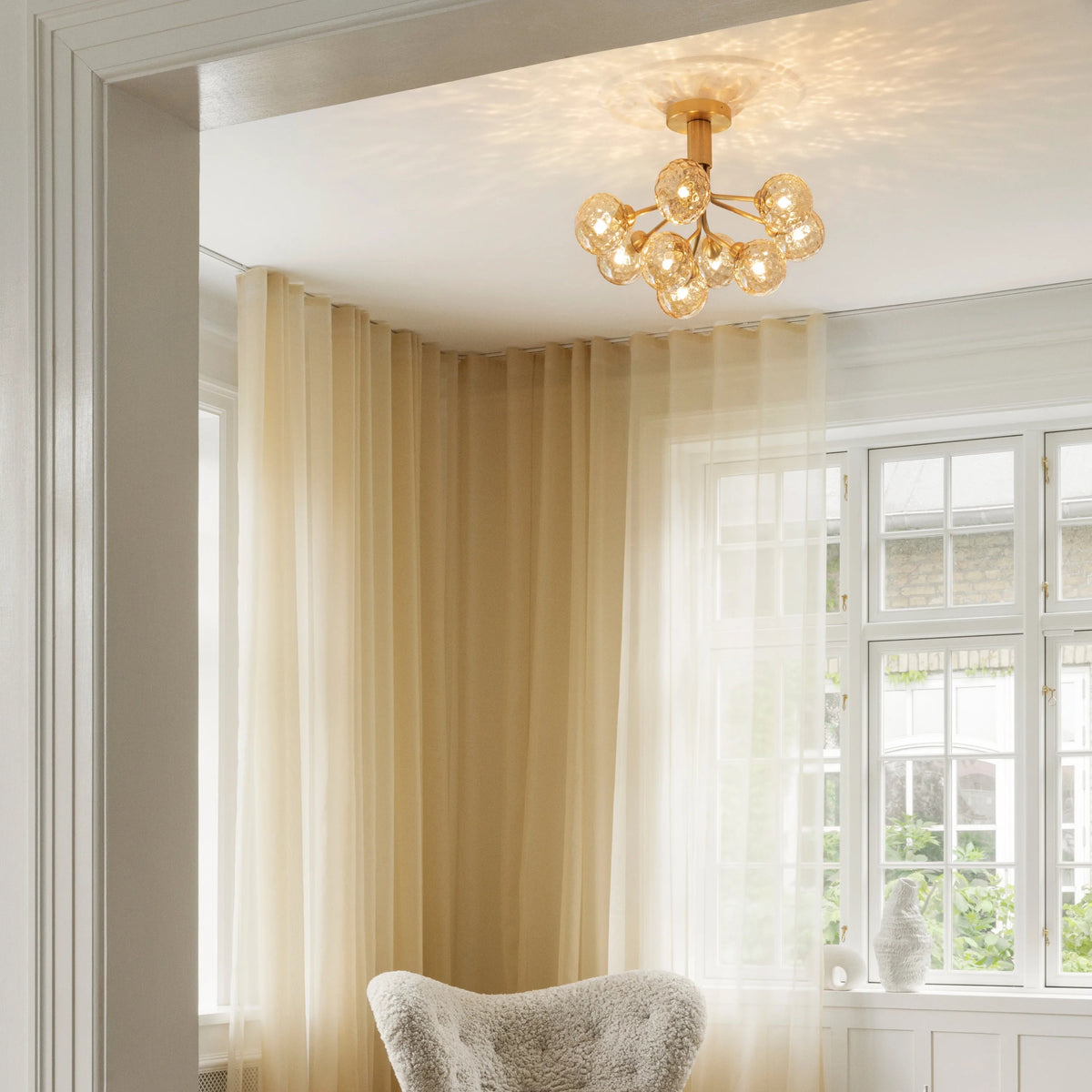 Nuura Apiales 9 Ceiling Light, Brushed Brass / Optic Gold - KANSO#Finish_Brushed Brass / Optic Gold