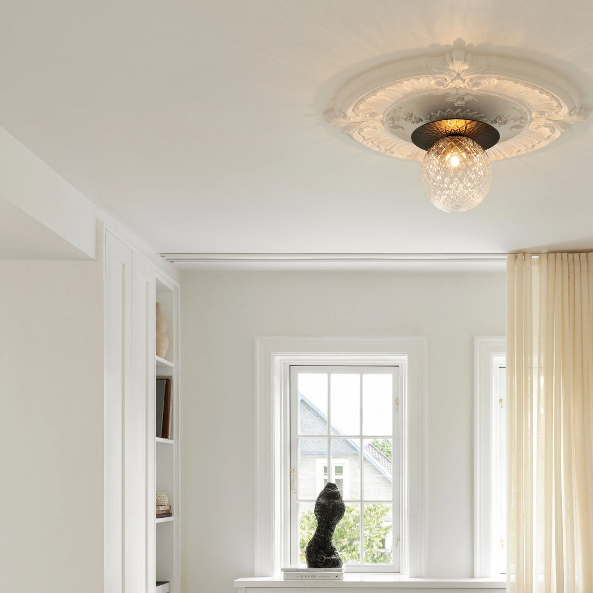 Nuura Liila 1 Wall Light Large, Black / Optic Clear - KANSO#Finish_Black / Optic Clear
