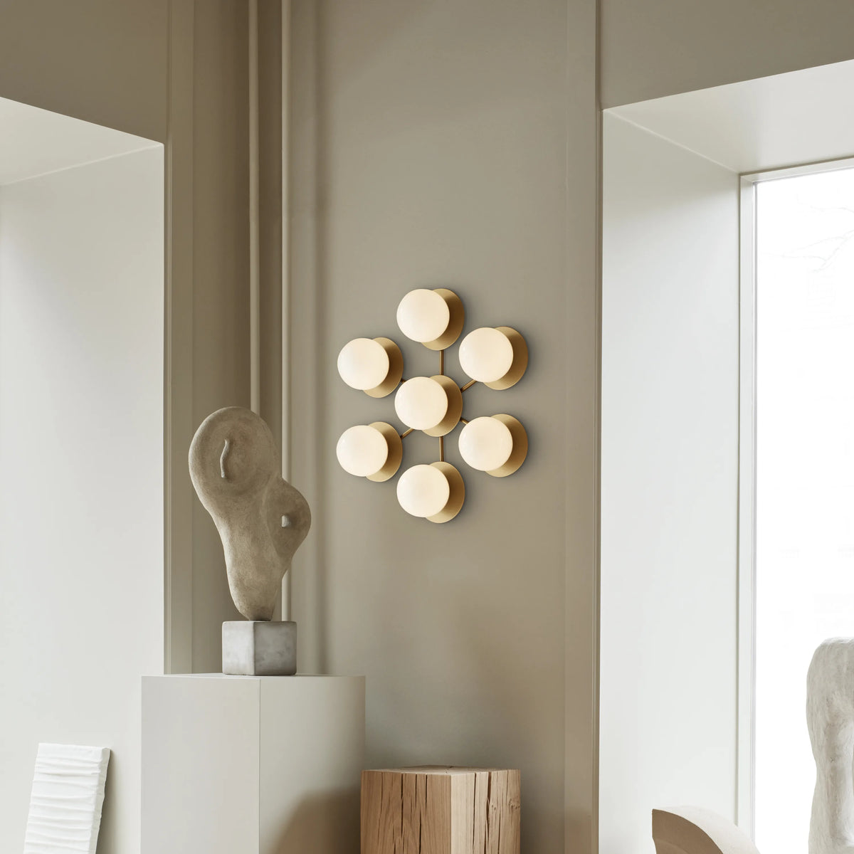 Nuura Liila Star Wall Light, Nordic Gold / Opal - KANSO#Finish_Nordic Gold / Opal