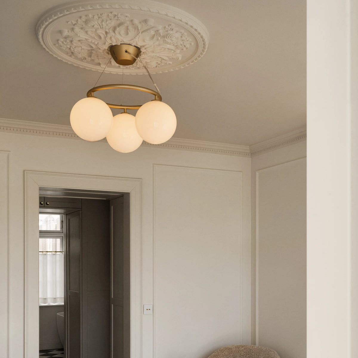 Nuura Miira 3 Circular Chandelier, Brass / Opal - KANSO#Finish_Brass / Opal