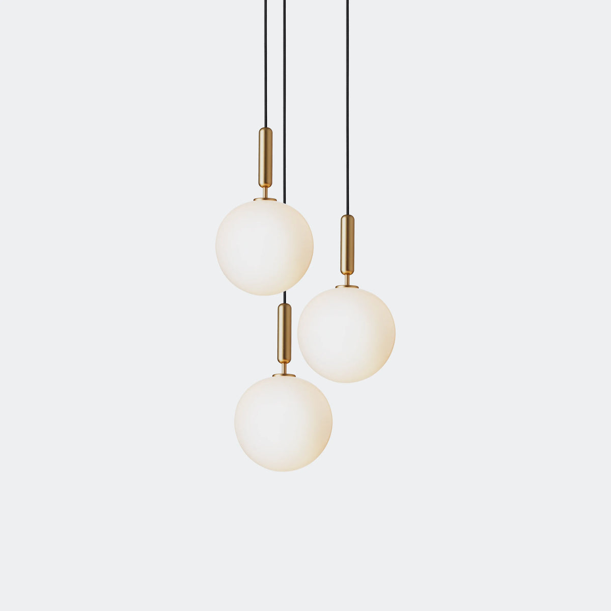 Nuura Miira 3 Large Chandelier, Brass / Opal - KANSO#Finish_Brass / Opal