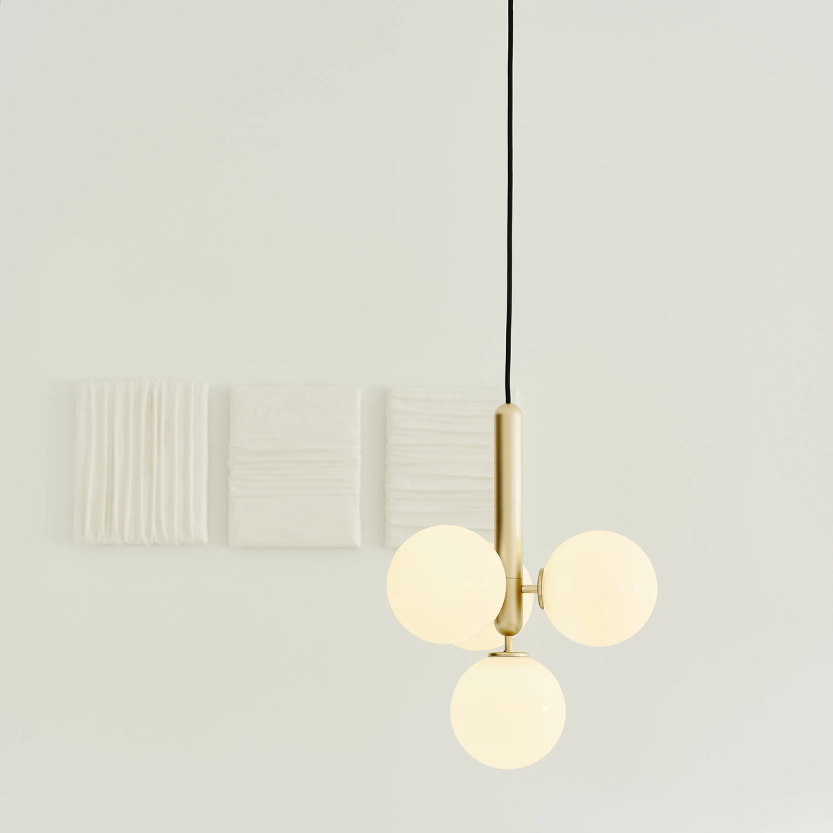 Nuura Miira 4 Chandelier, Brass / Opal - KANSO#Finish_Brass / Opal