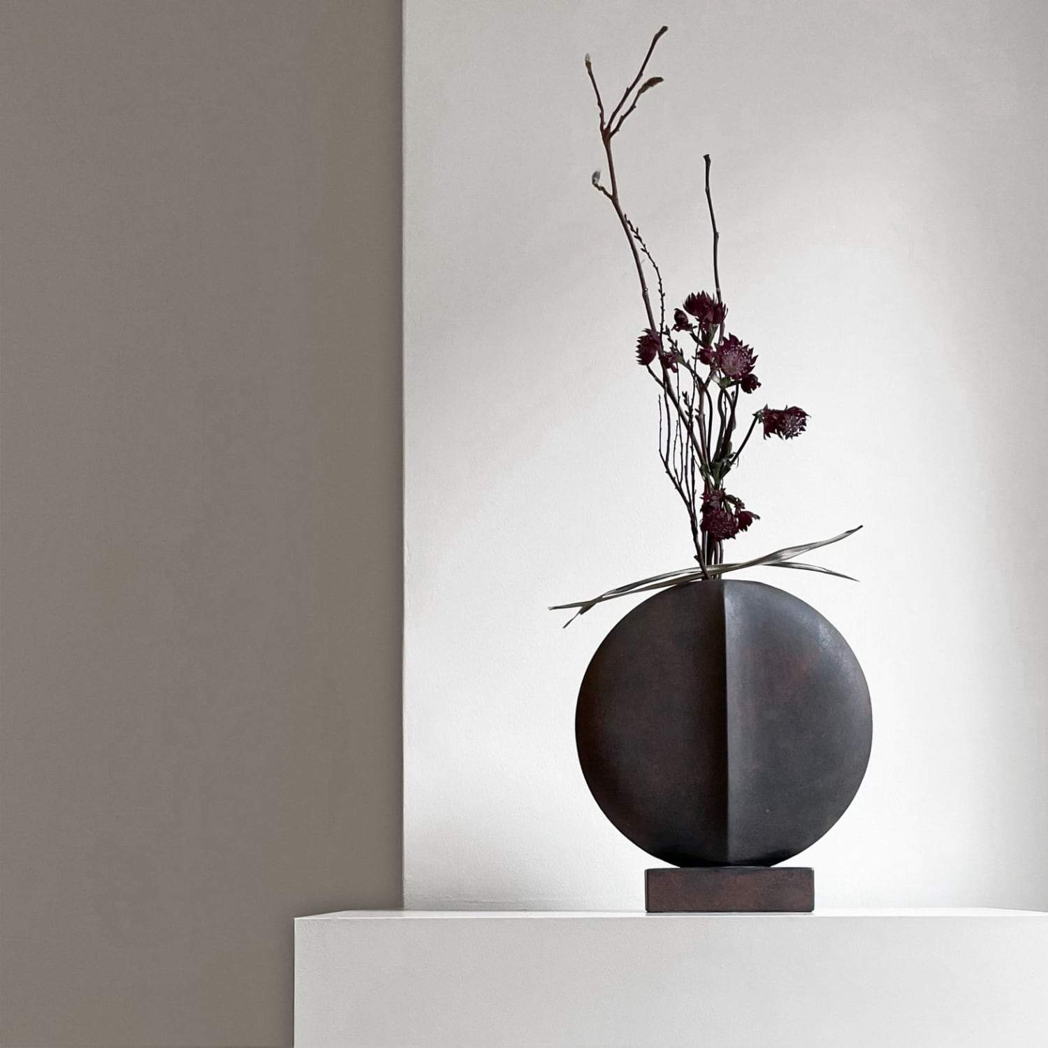 101 Copenhagen Guggenheim Vase, Mini - Coffee - KANSO