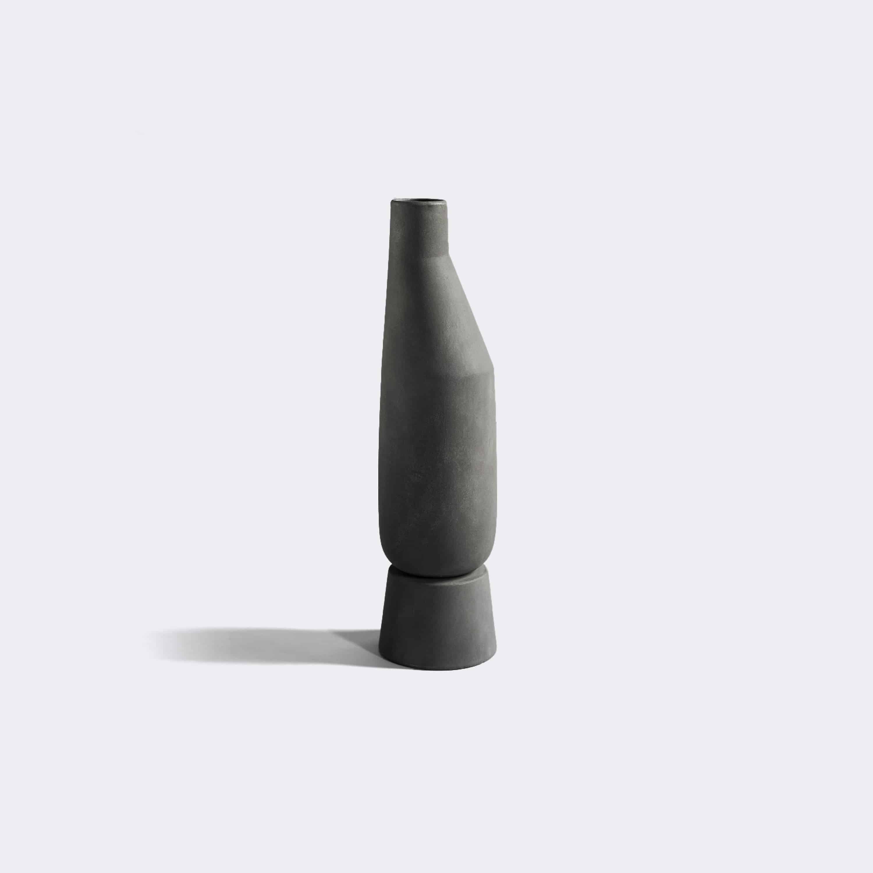 101 Copenhagen Sphere Vase, Tall - Dark Grey - KANSO