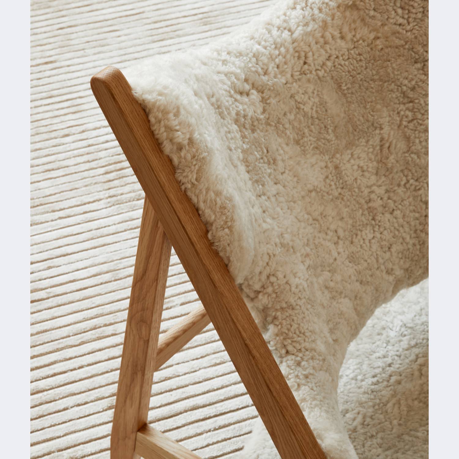 Audo Copenhagen Knitting Chair, Sheepskin Upholstery Ready To Ship Natural Oak/Nature - KANSO